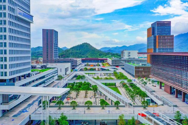 亿赢配资网 为强国建设民族复兴提供强大精神力量