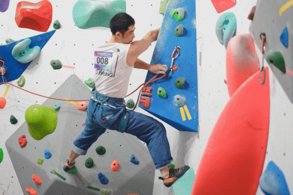邦乾配倍 沪上攀岩精英汇聚，2025年上海市攀岩项目技能大比武圆满落幕